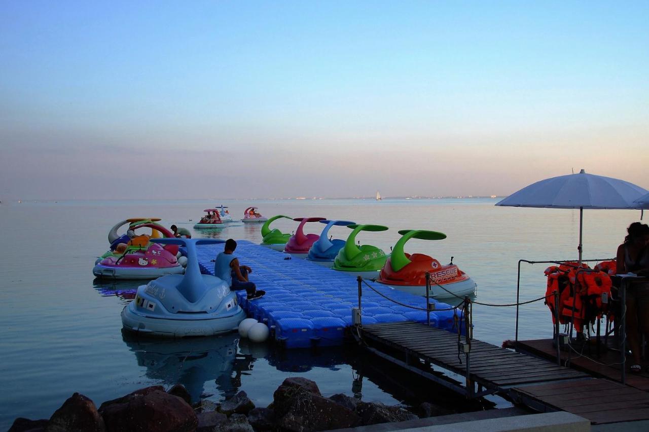 Behouse@lake *